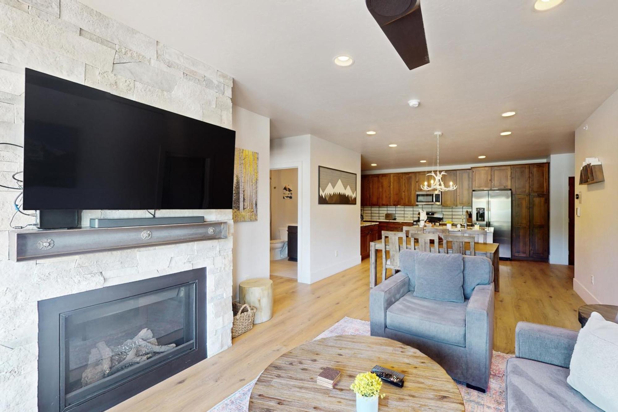 Blue River Flats Condos ซิลเวอร์ธอร์น ห้อง รูปภาพ